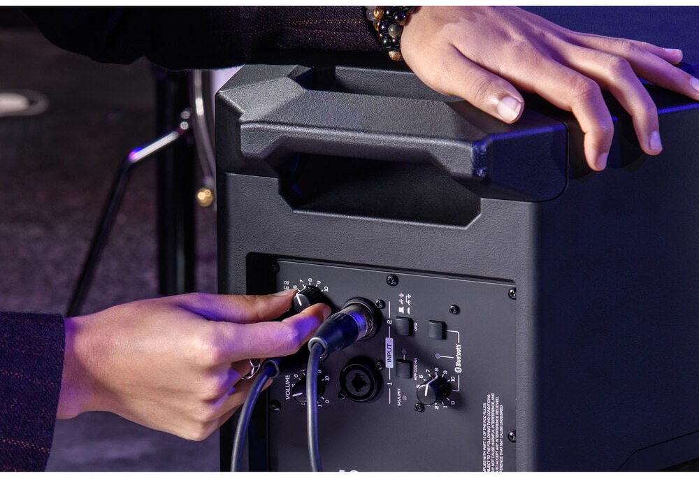 ALESIS Strike Amp 8 MK2 配件展示