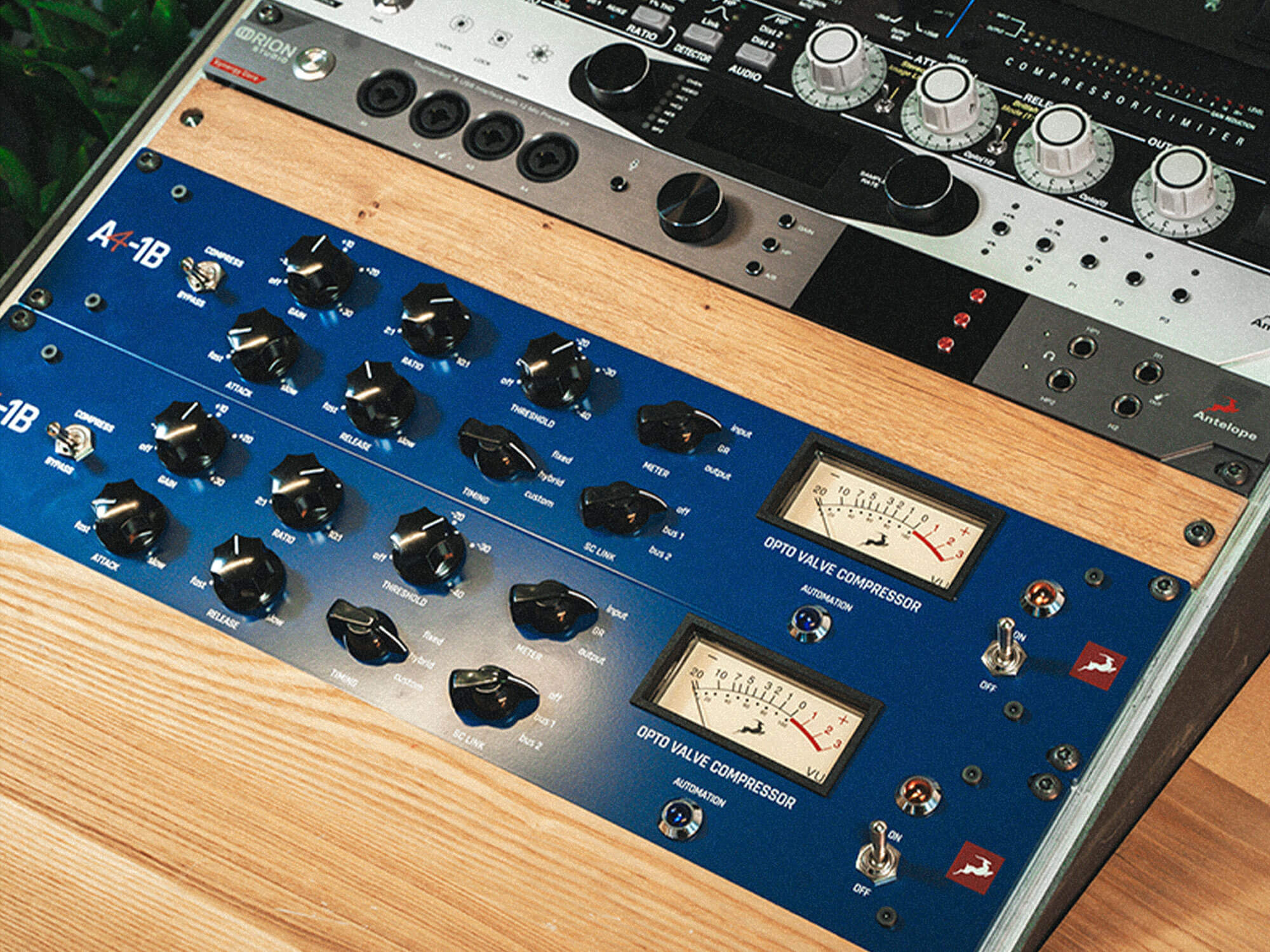 Antelope A4-1B Opto Valve Compressor 使用情境
