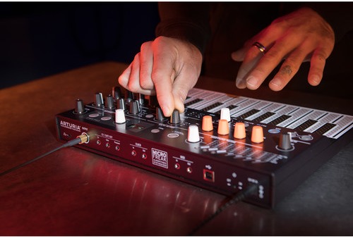 Arturia MicroFreak 細節展示