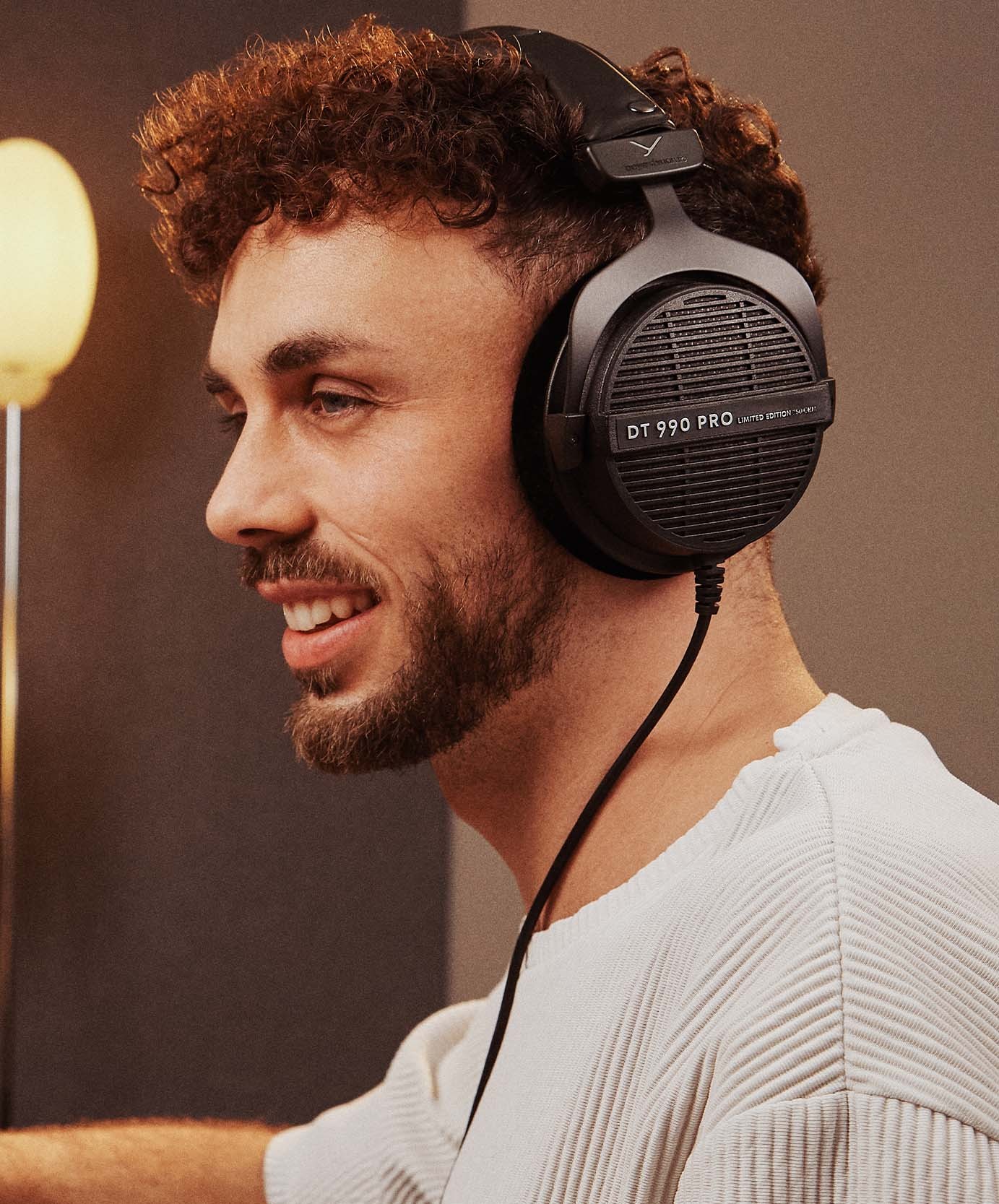 Beyerdynamic DT990 special Edition 250 B 使用情境