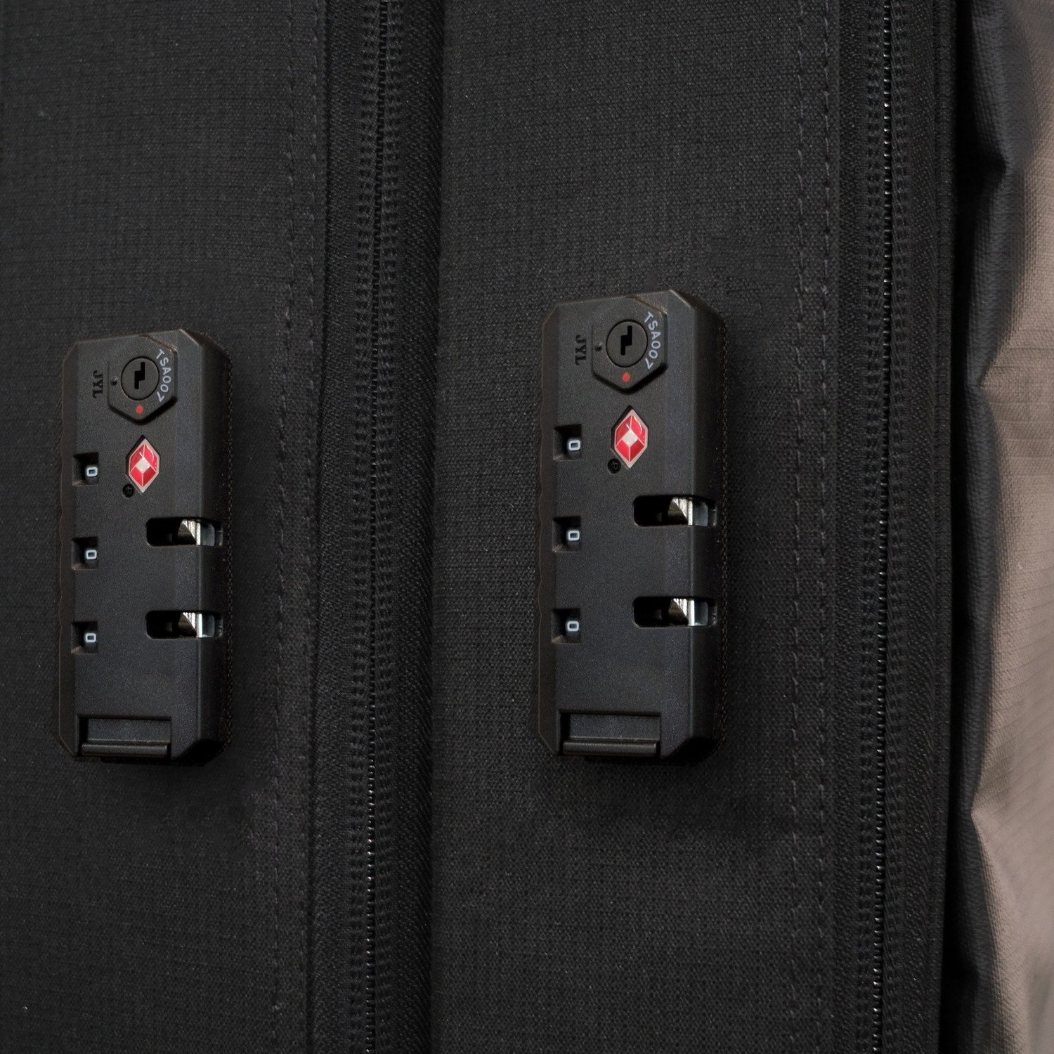 Dr. Case AxeWheel Electric Guitar Bag Double 使用情境