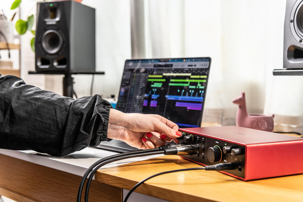 Focusrite Scarlett 16i16 4th Gen 細節展示