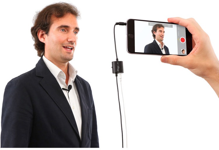 IK Multimedia iRig Mic Lav 配件展示