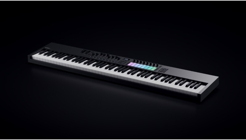 Novation Launchkey 88 MK4 規格示意
