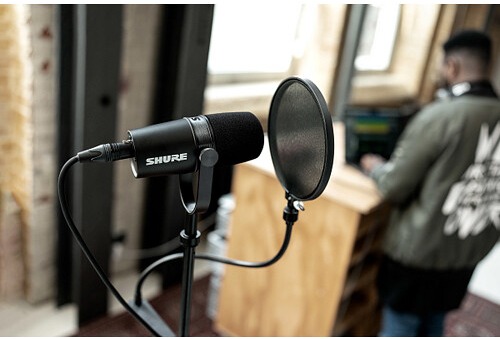 SHURE MV7X 配件展示