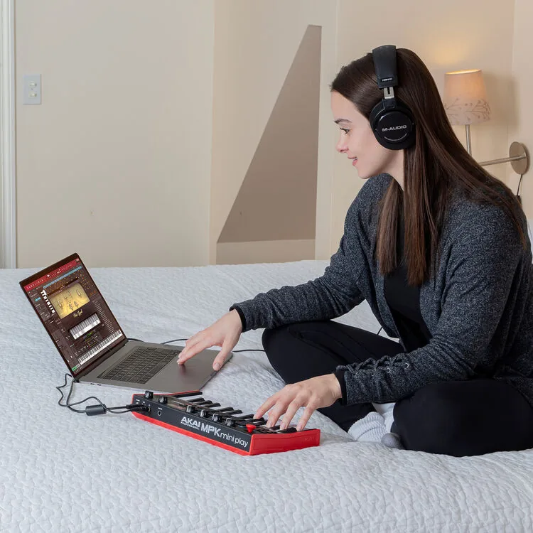 AKAI Professional MPK Mini Play MK3 細節展示