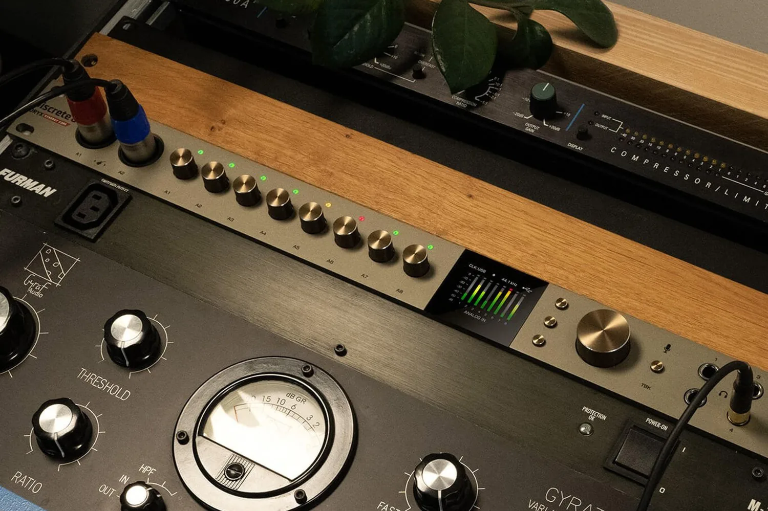 Antelope Discrete 8 Oryx Synergy Core 產品外觀