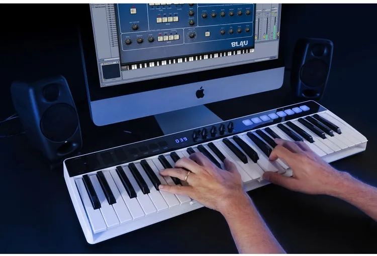 IK Multimedia iRig Keys I/O 49 產品外觀