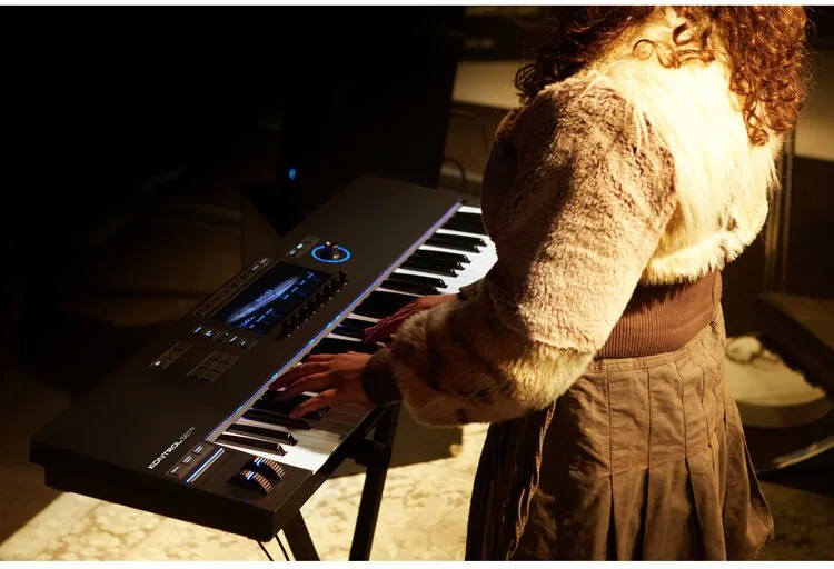 Native Instruments Komplete Kontrol S61 MK3 產品外觀
