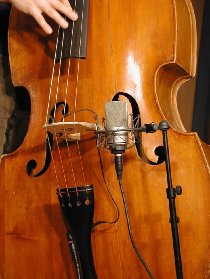 Neumann TLM 103 Studio Set 配件展示