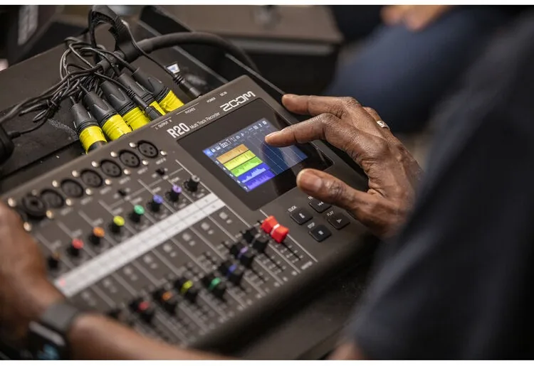 ZOOM R20 MultiTrak 產品外觀